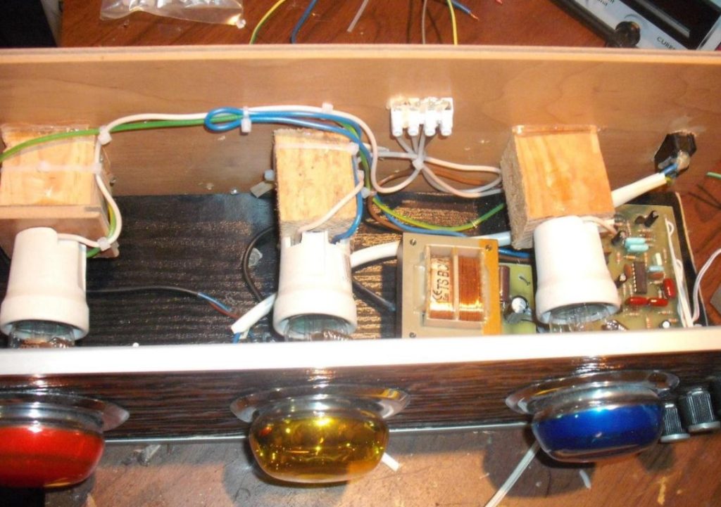 Схема самодельной цветомузыки с микрофоном - ТехМагия